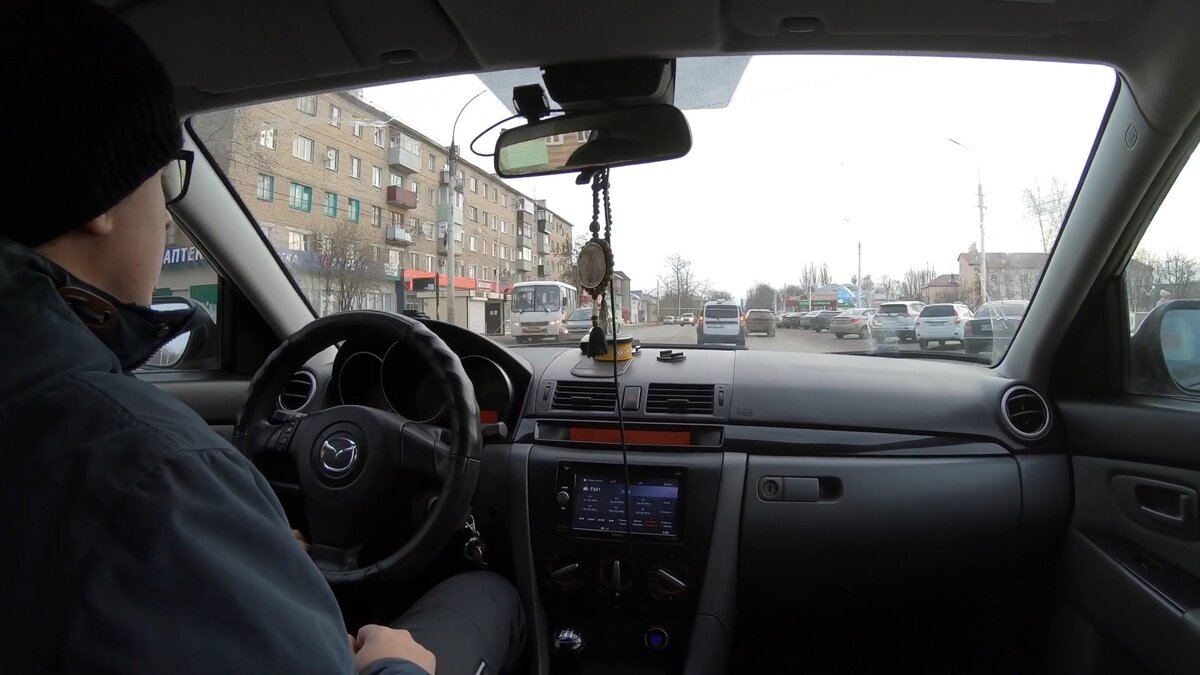 Фото на GoPro из машины в движении.