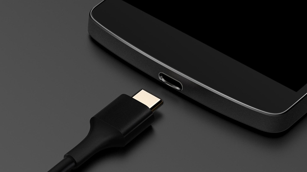 Разъем USB Type-C на смартфоне