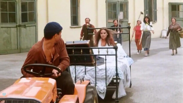 адриано челентано укрощение строптивого. укрощение строптивого эпизоды. укрощение строптивого 1080. элиа укрощение строптивого. челентано и орнелла мути в кровати.