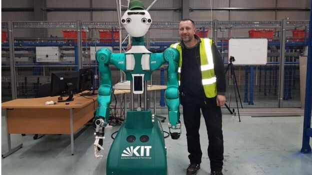 I Розак и подержанный робот