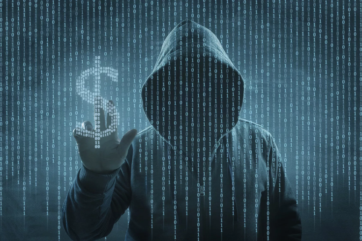 Представлять себе современного хакера таким образом - моветон. 