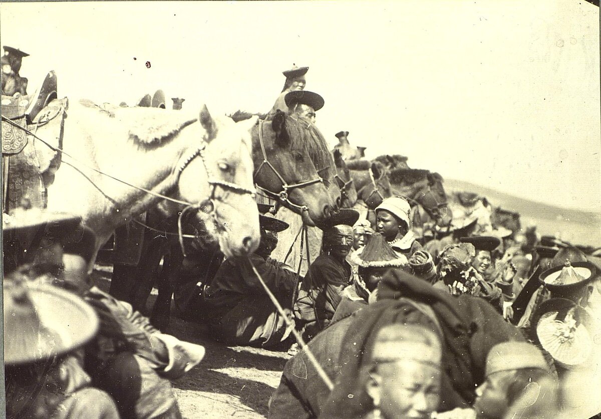 1912 год фото. 1912. Монголия на снимках Александра Алексеевича Лушникова. Часть 1. Русско-монгольское соглашение 1912 года. 1912 Год учения. Свечников русские в Монголии 1912.