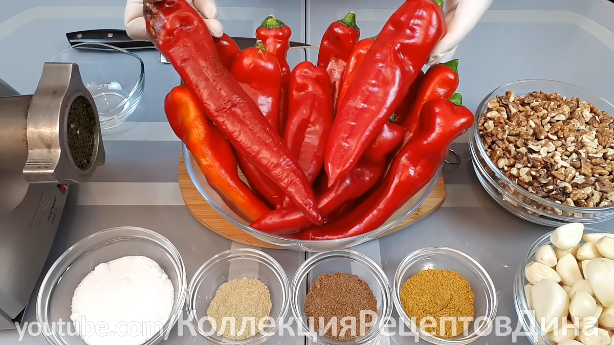 🌶Абхазская аджика - 2 рецепта из красного и зеленого острого перца | Дина,  Коллекция Рецептов | Дзен