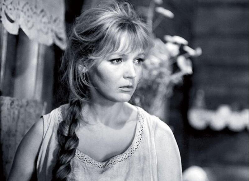 Кадр из фильма «Тени исчезают в полдень»