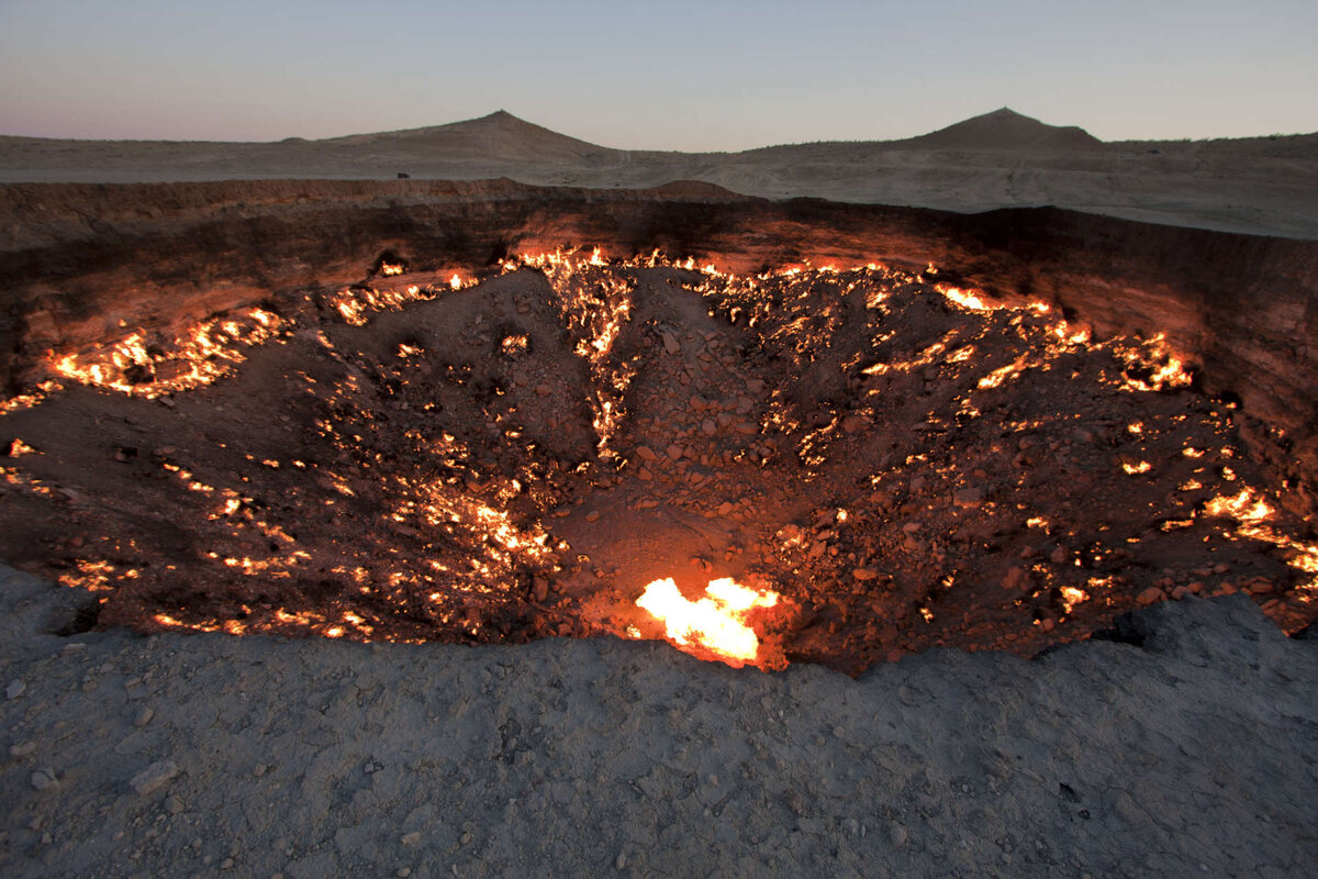 Газовый кратер в туркменистане фото
