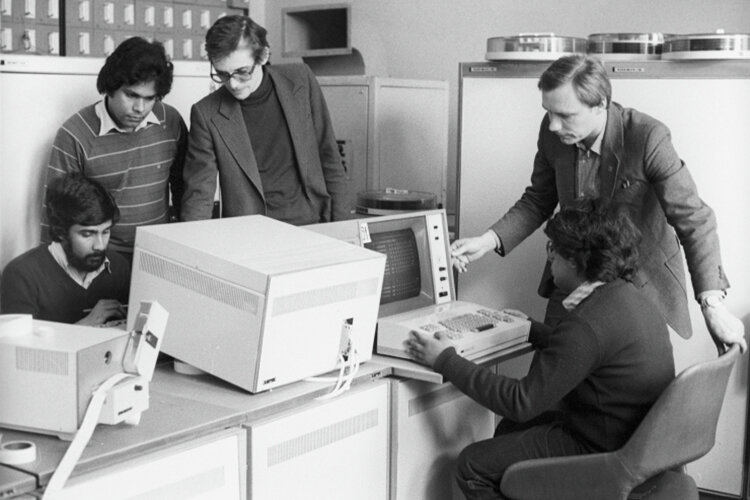 «В начале 90-х годов распалась не только великая страна, но и сильная образовательная система. Именно система». Фото: © Александр Поляков, РИА «Новости»