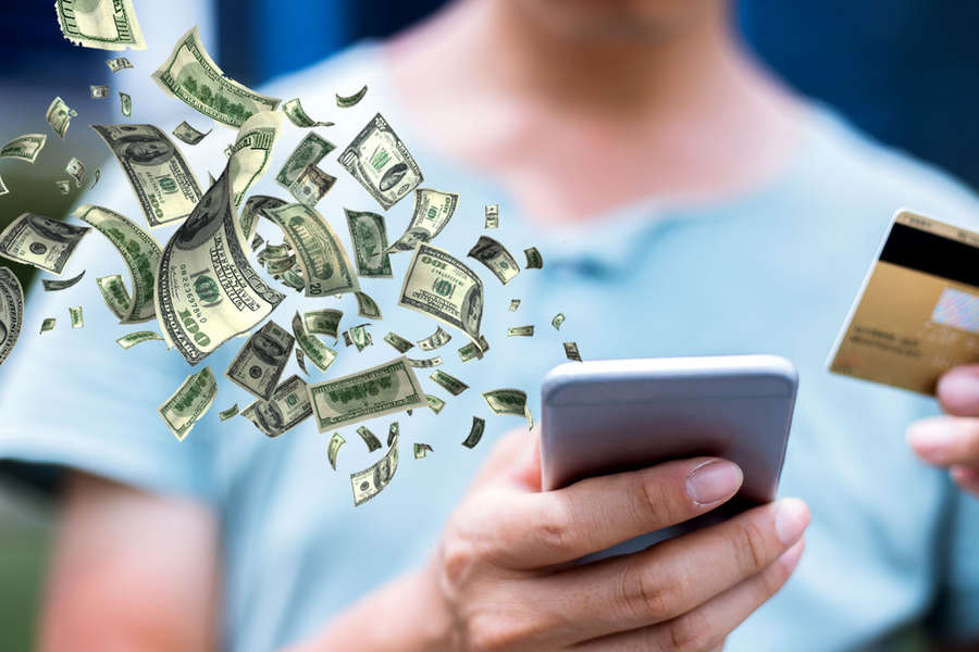 Жертвы всегда ущемлены в финансах, денег вечно не хватает