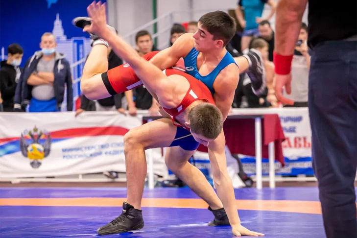    Пройдет и оснащение инвентарем спортивных школ. Фото Андрея Заржецкого