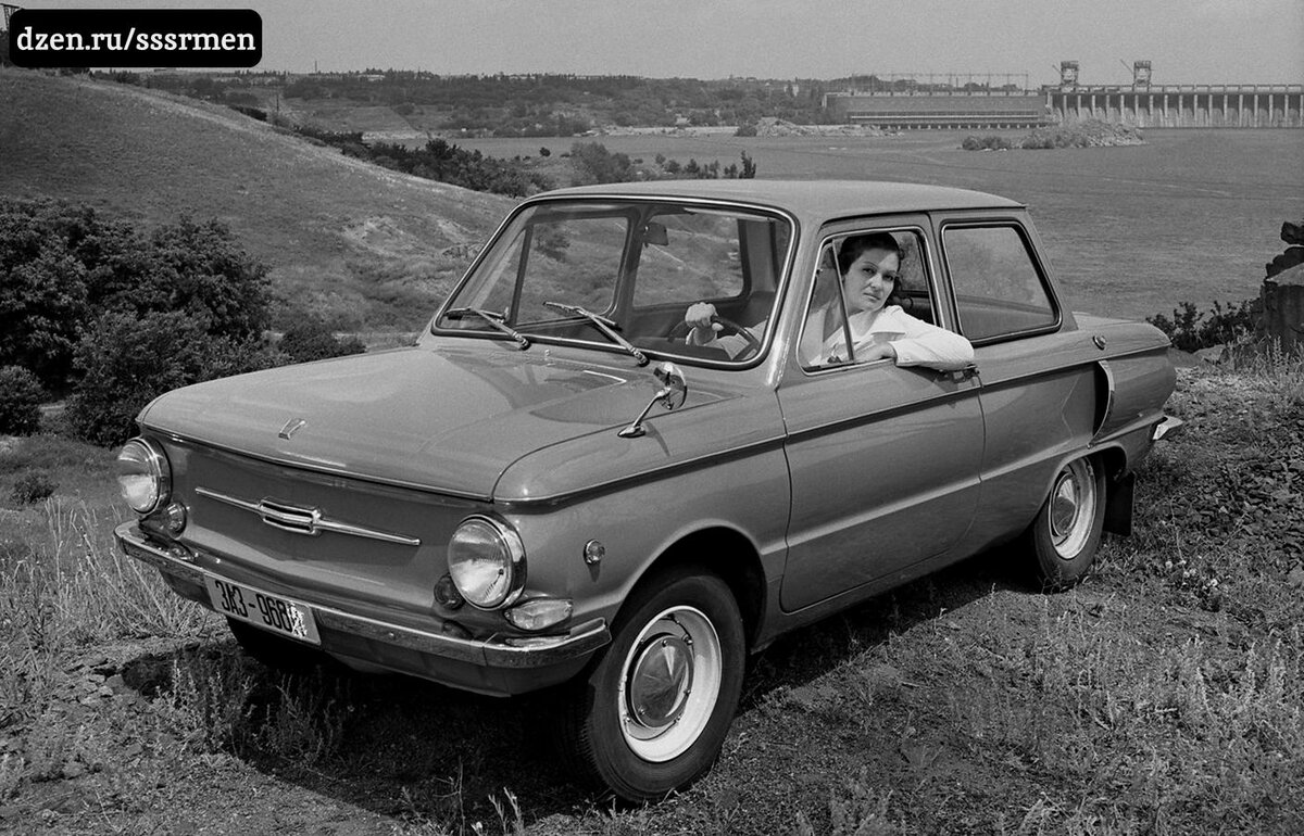 На фото ЗАЗ-968М, ЗаЗ-968 МД отличался лишь салоном управление.