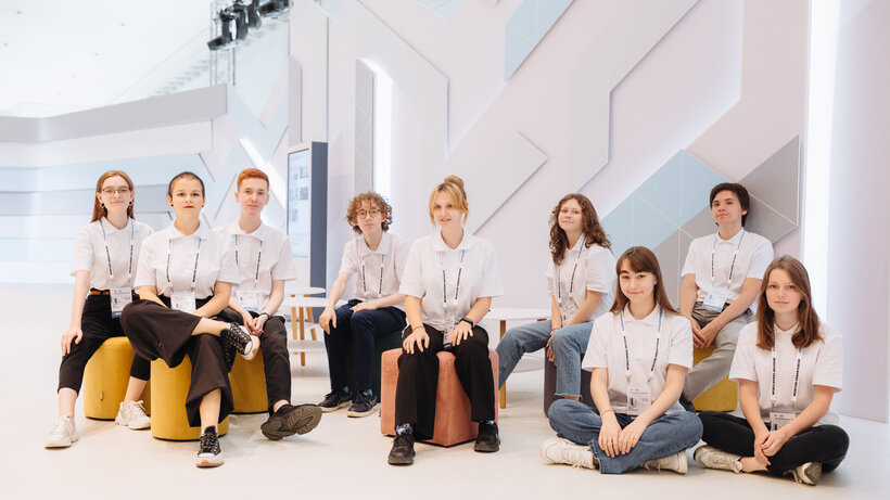    Форум студенческого волонтерства ©Комитет общественных связей города Москвы