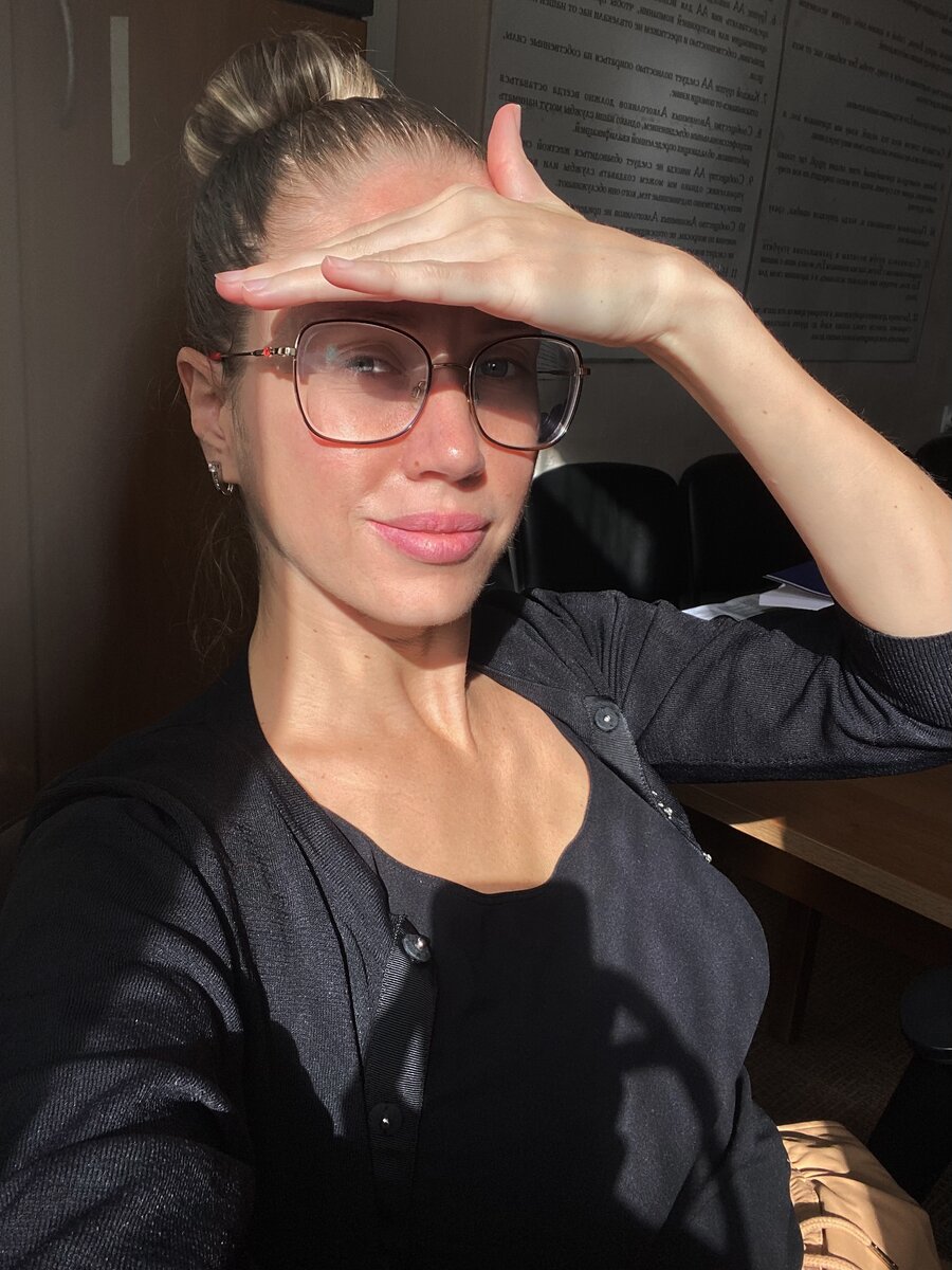Сегодня преодолела очередной свой страх. Я всегда боялась, что буду вести группу АА и никто не придёт. Сегодня вела дневную. Пришёл один человек. Ну и отлично, посидели, поболтали на разные темы, да разошлись. Все, больше не боюсь 😀