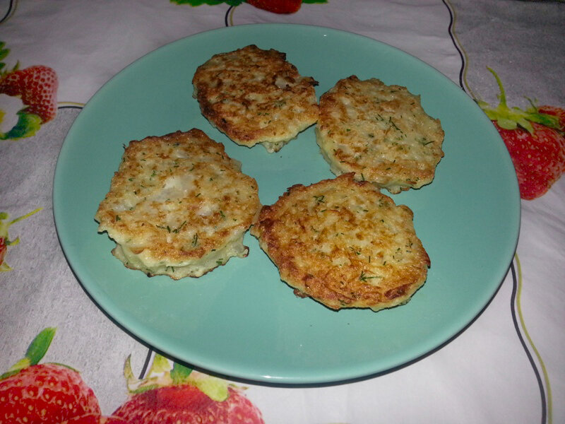 биточки куриные.