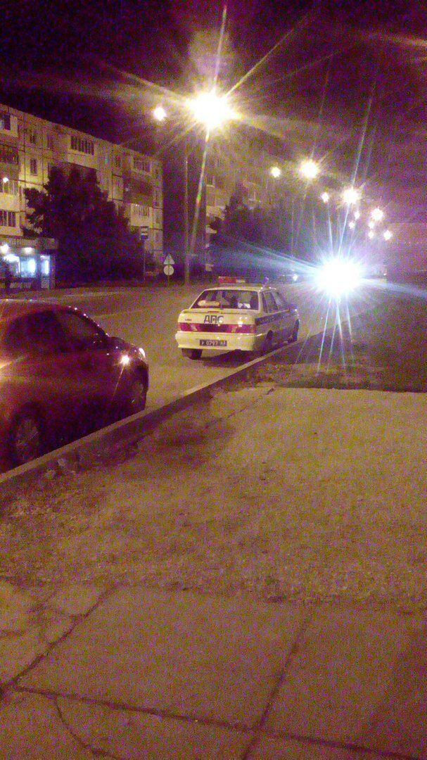 Фото не мое, уже и не найду, взял для иллюстрации. Кстати на этом фото то же  ДТП и скрывшийся виновник, взял из личного источника.