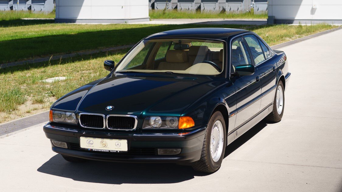 BMW 740i E38 1997 года с пробегом 000 250 км