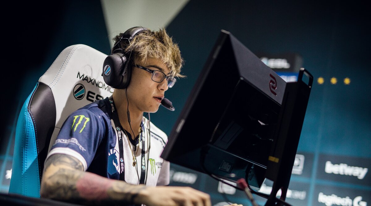 Twistzz steam profile фото 69