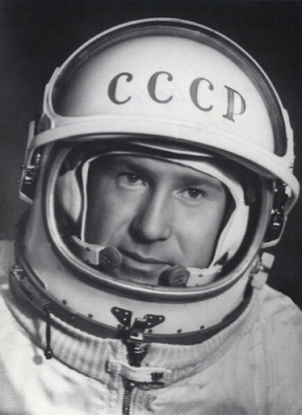 Космонавт Алексей Леонов в 1960-ые годы.