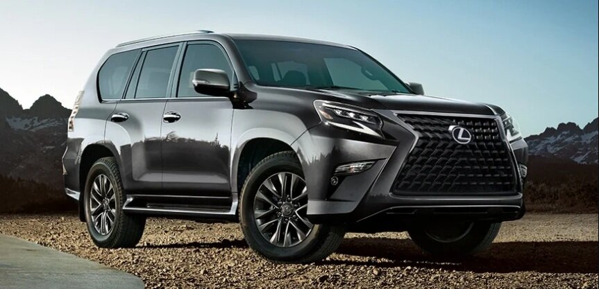 Lexus GX 460  с новой решеткой радиатора. Выглядит весьма экстравагантно.