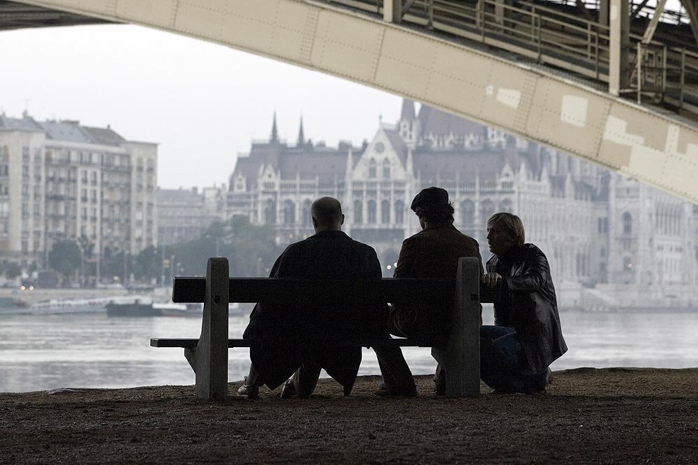 Кадр из фильма "Мюнхен" 2005 г. Мост Маргит и здание венгерского Парламента.