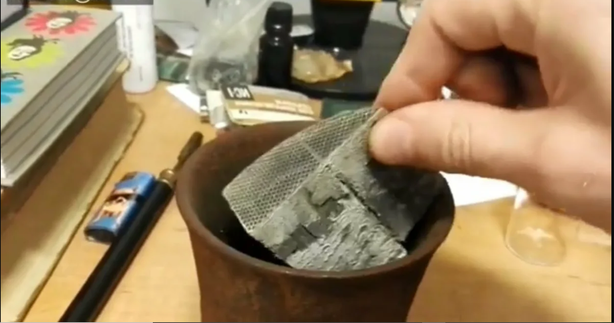 Сетка (соты) катализатора. Изображение взято из открытых источников.