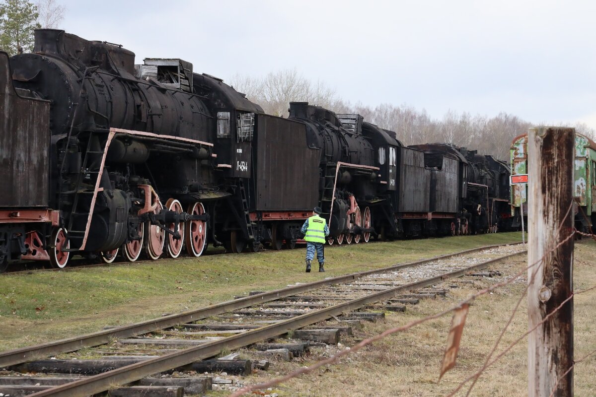 паровой дорожный каток крым. трактор универсал 1934 года. трактор рославль. аман трактор смоленск. трактор универсал 2.