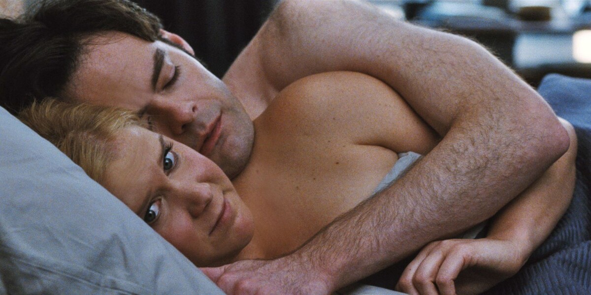 Постельная сцена из фильма «Девушка без комплексов»