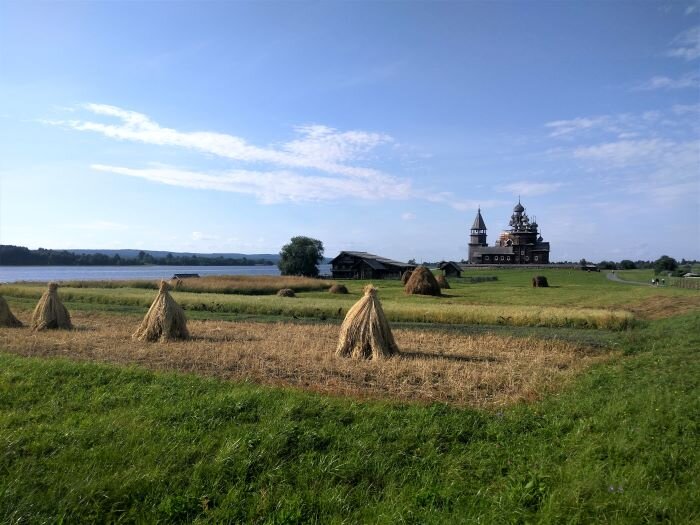 Прекрасные пейзажи на острове Кижи