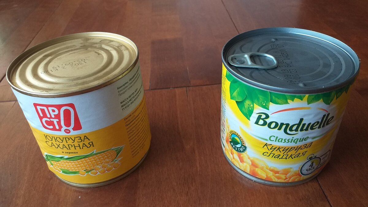 Маленькая кукуруза в банке. Открытая банка кукурузы. Corn canned top. При открытии банки кукурузы был хлопок. Кукуруза в банке.