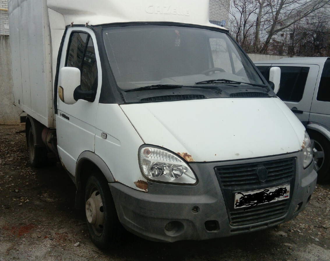 вот такой она появилась у нас,по трепанная но на своем ходу.