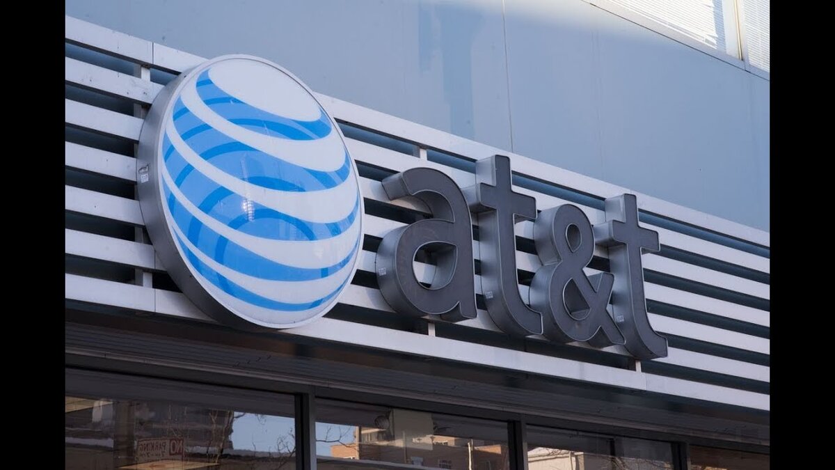 Компания находится в зрелой стадии бизнес-цикла, является относительно «тяжелой» по капитализации. Дополнительное преимущество – очень высокие дивиденды на уровне 7% годовых в долларах США