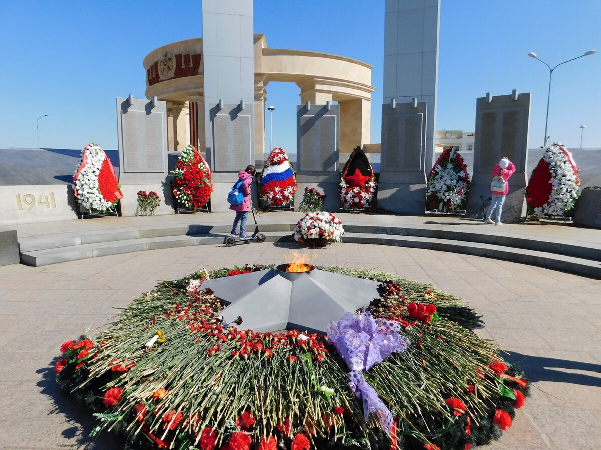 Памятный монумент с именами погибших на Великой Отечественной войне завочан-пышминцев. Фото автора.