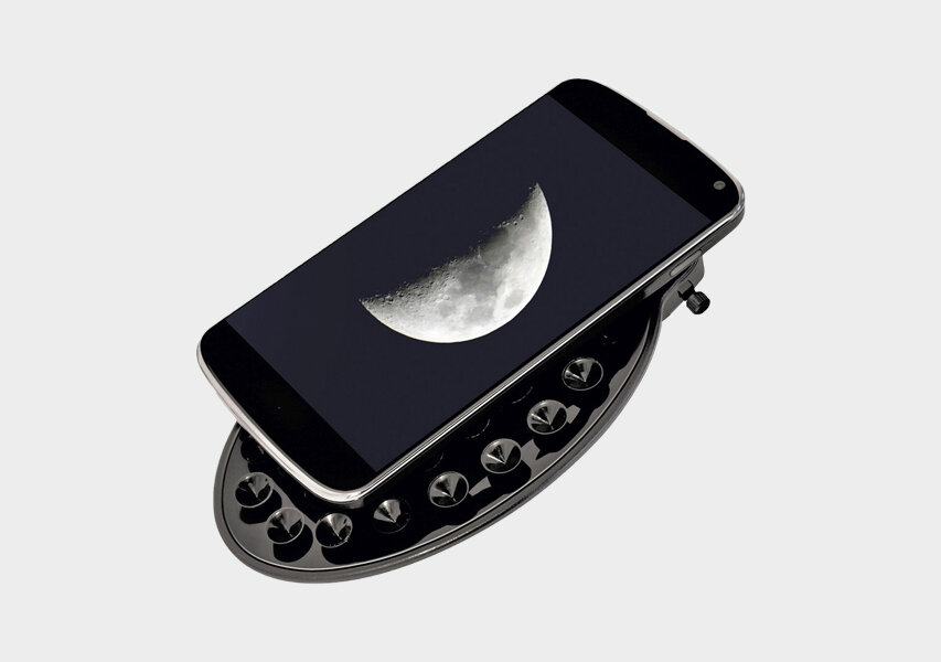 Смартфон крепится на присоски — царапин на корпусе не будет