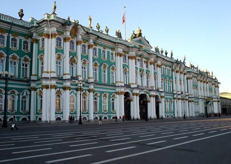 Эрмитаж в Санкт-Петербурге