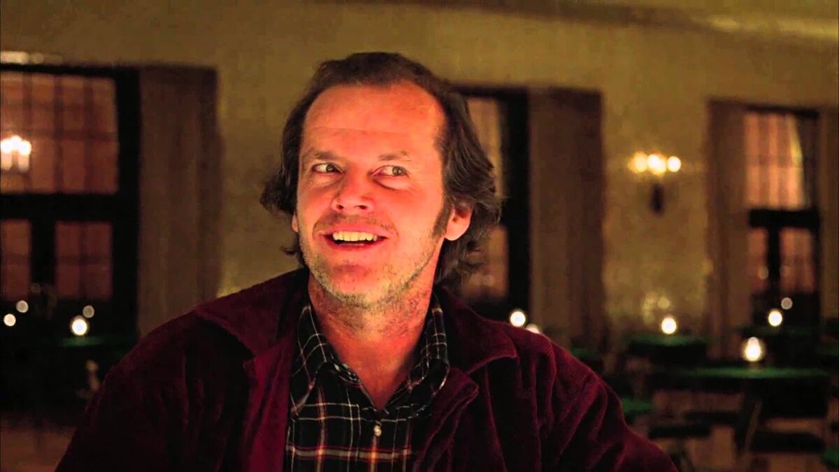 Кадр из фильма "Джек Торранс"   Источник сайт картинки:https://clck.ru/YfppT