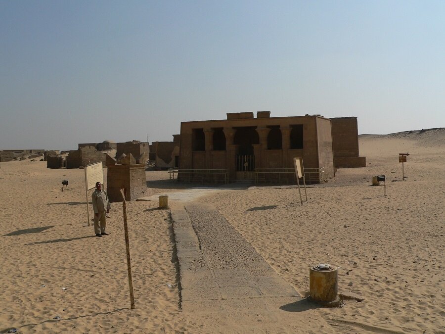 Дорога к усыпальнице