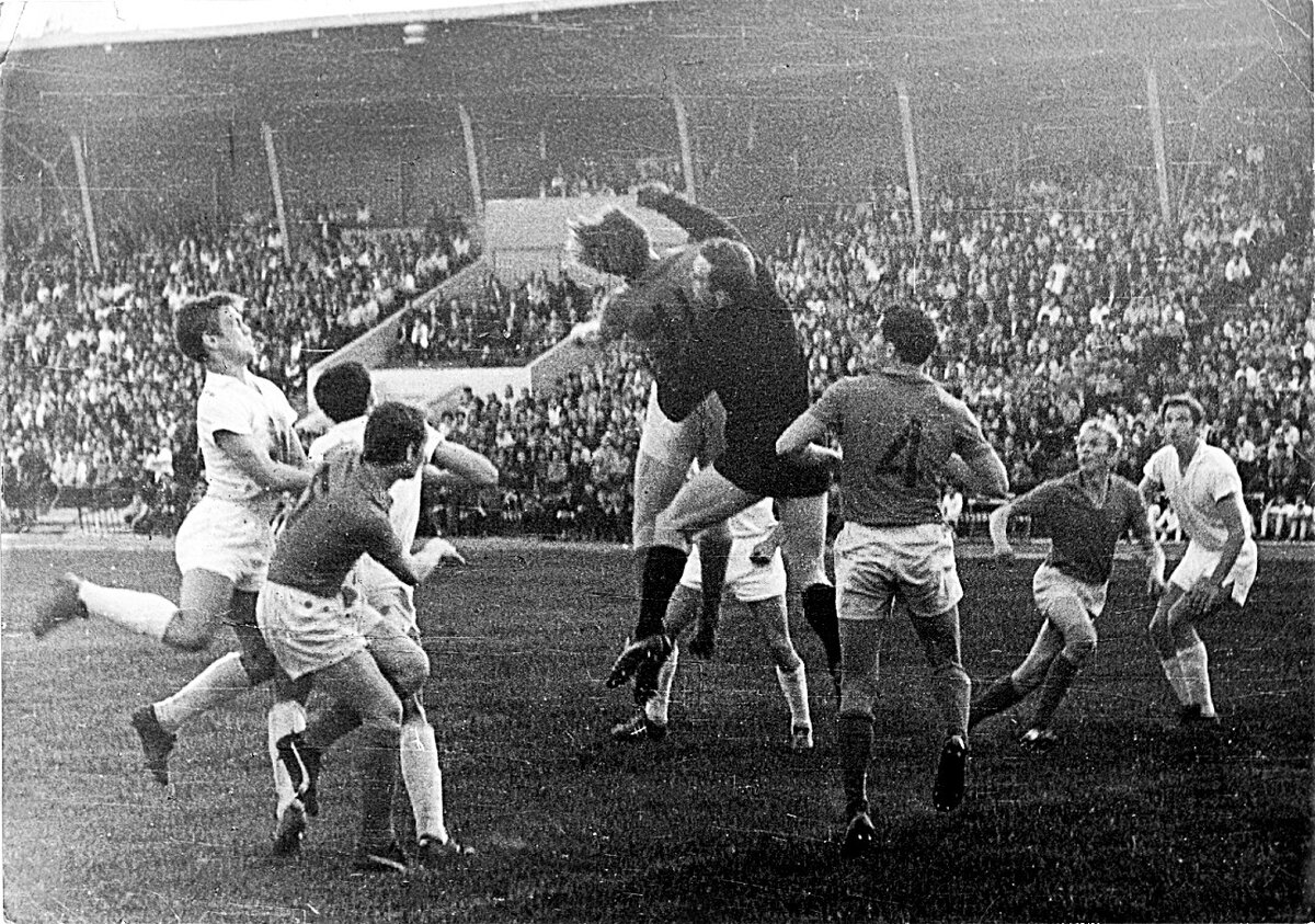 «Центральный стадион Имени 50-летия Ленинского Комсомола» г. Тула.