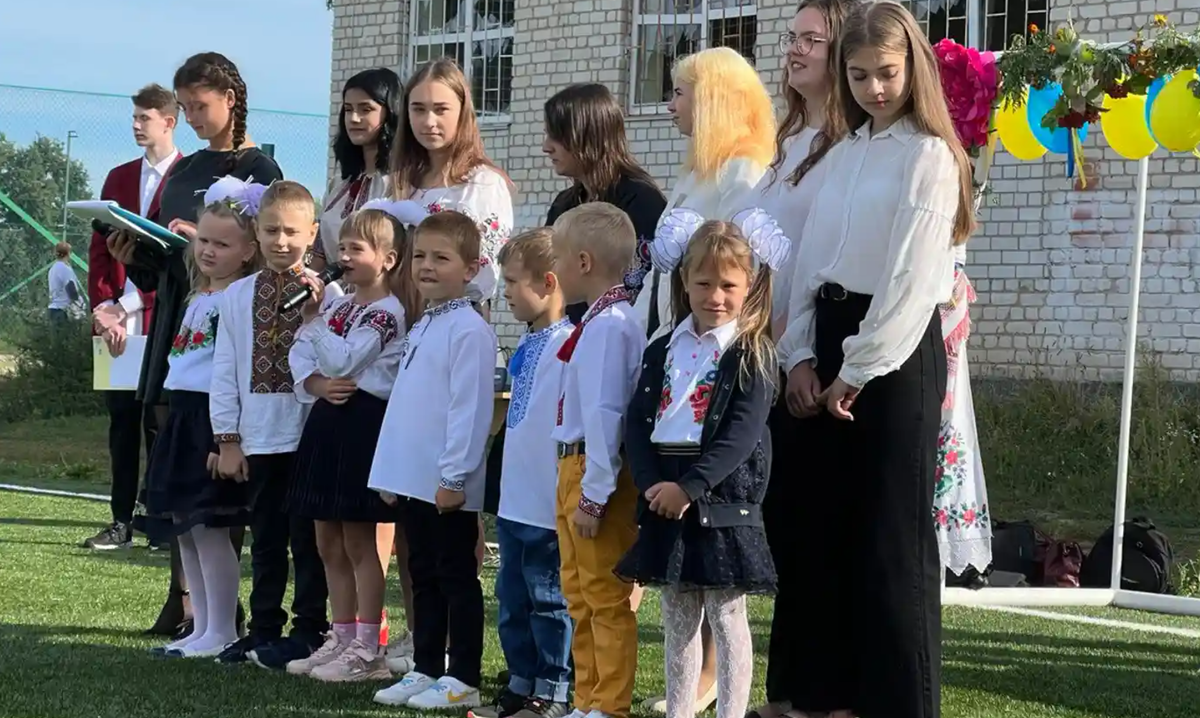 Не могу не поделиться. Газета The Guardian (видимо в отместку за провалы ВСУ) публикует: "...Учителя рассказали, что, вернувшись в школу после ее освобождения, они обнаружили, что солдаты использовали несколько классных комнат в качестве туалетов, повсюду разбрасывали мусор и напрасно уничтожали доски, оборудование для физкультуры, телевизоры и компьютеры." - речь о Бородянке, городке в Киевской области. Напомню, что эти районы были оставлены российскими войсками ещё в марте. 