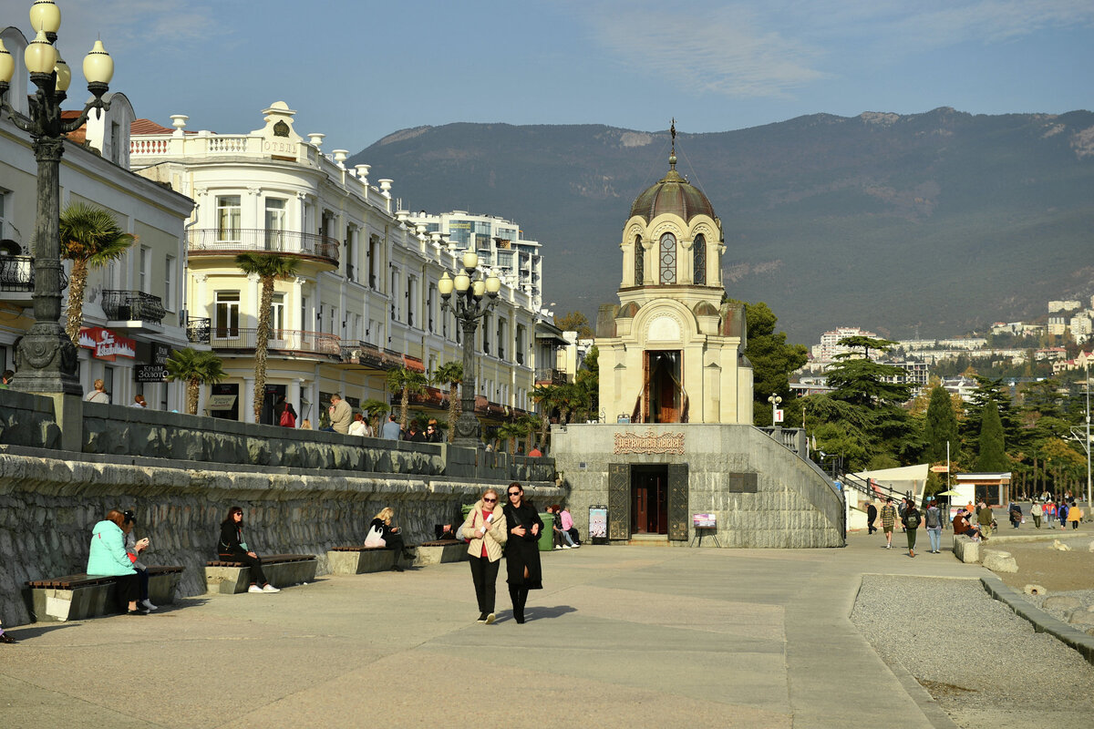 Паломнический центр ялта. Паломнический центр ялта. Паломнический центр ялта. Пещерный монастырь в крыму. Паломнический центр ялта.