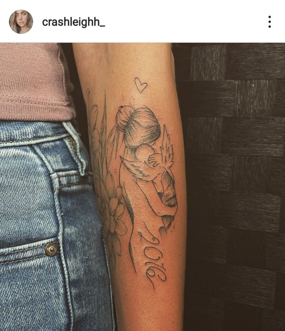 Буду обнимать тебя в сердце, пока не обниму на небесах»: 12 татуировок в  память о потере ребенка | НЭН – Нет, это нормально | Дзен
