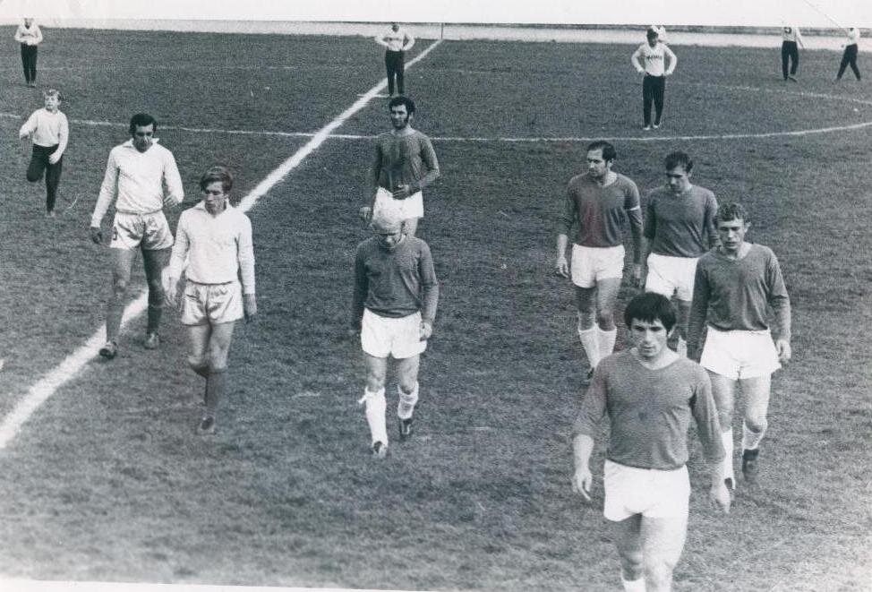 Ссср-канада 1972 суперсерия. Саппоро 1971 год фото. Команда канада 1972 суперсерия. Суперсерия ссср канада 1972 якушев. Мальцев в суперсерии 1972.