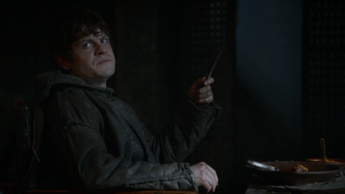 Фото Яна их личного дела сотрудника полиции.