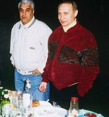 Дед Хасан и Владимир Путин