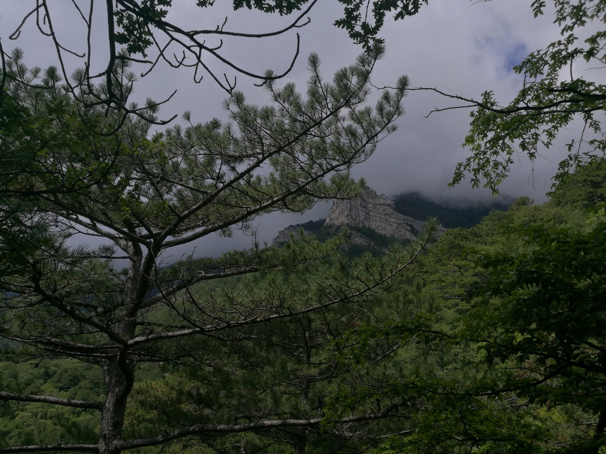 Ставри-Кая издалека