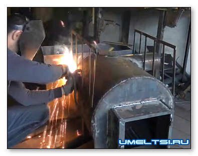  
В наше время у людей, имеющих в своем распоряжении загородный дом или дачу, есть очень хорошая возможность преобразить свой двор и построить в нем, к примеру, баню. Согласитесь, что идея весьма неплохая и, наверное, каждый когда-либо хоть раз, да задумывался об этом. Итак, если вы все-таки решились, но не знаете с чего начать – мы с радостью вам поможем. 
