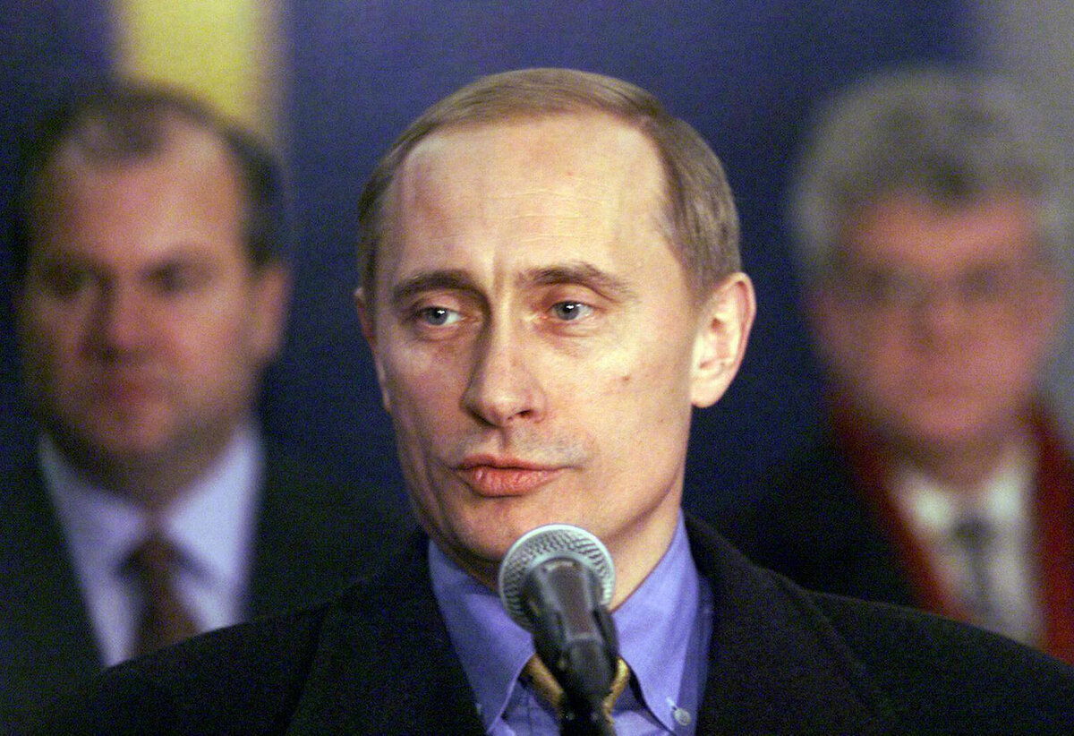 Путин в 1999 году фото