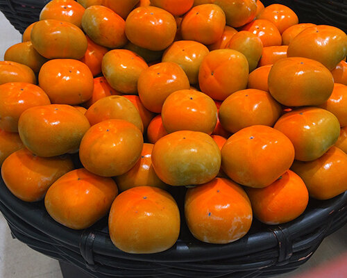 Аппетитная хурма!