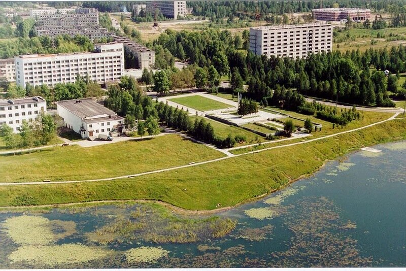 Закрытый город мирный. Город Мирный Плесецк. Космодром Плесецк город Мирный.
