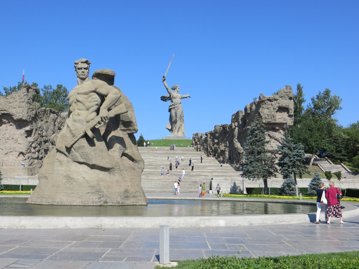 Скульптурный комплекс Мамаев Курган