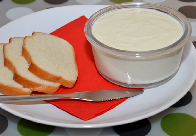 Сыр из творога без молока: рецепт - Лайфхакер