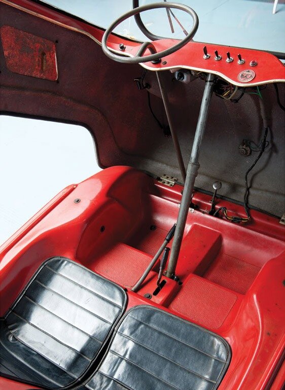 Источник фотографии:  Дарин Шнабель /http://oldconceptcars.com/