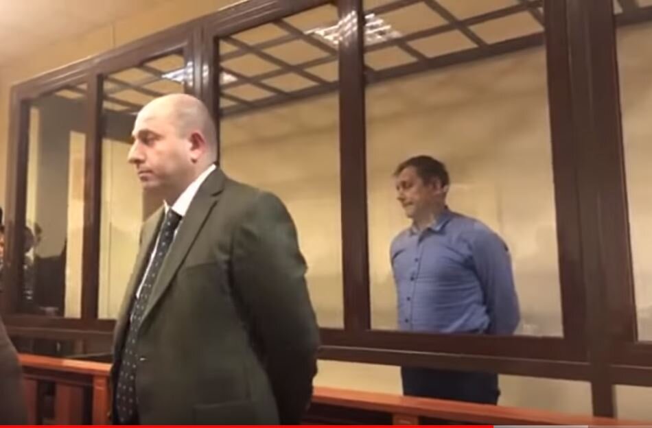 На заседании Верховного суда Республики Крым. 